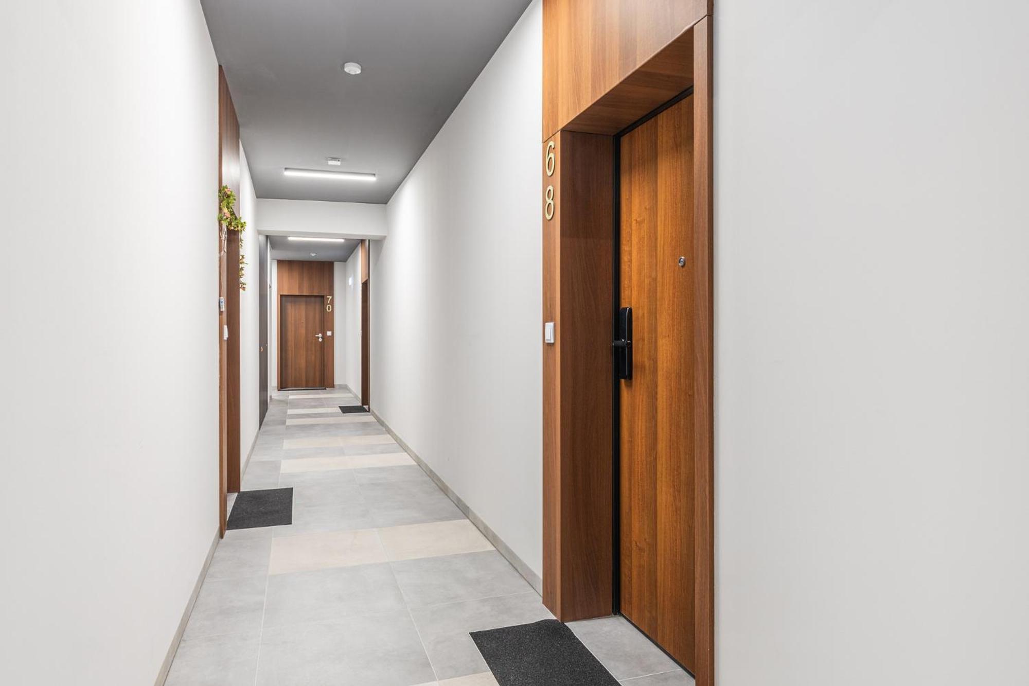Superapart Herbu Janina 4, Wilanow, Szpital Medicover, Paley, Parking Warsawa Bagian luar foto